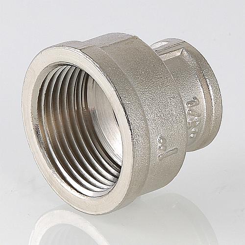 Valtec 1 1/4" x 1/2" Латунная никелированная муфта